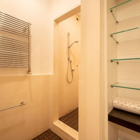 Neri 1 Apartment